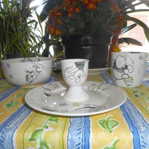 Disney Winnie the Pooh Dish Set